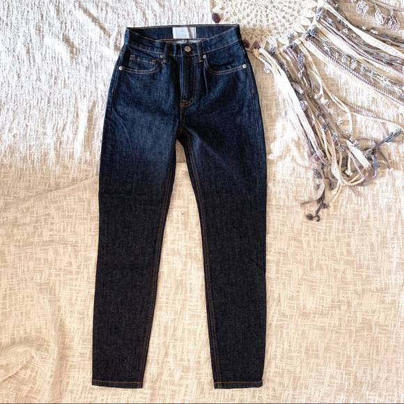 Everlane Denim - Everlane dark wash skinny jeans 24 ankle